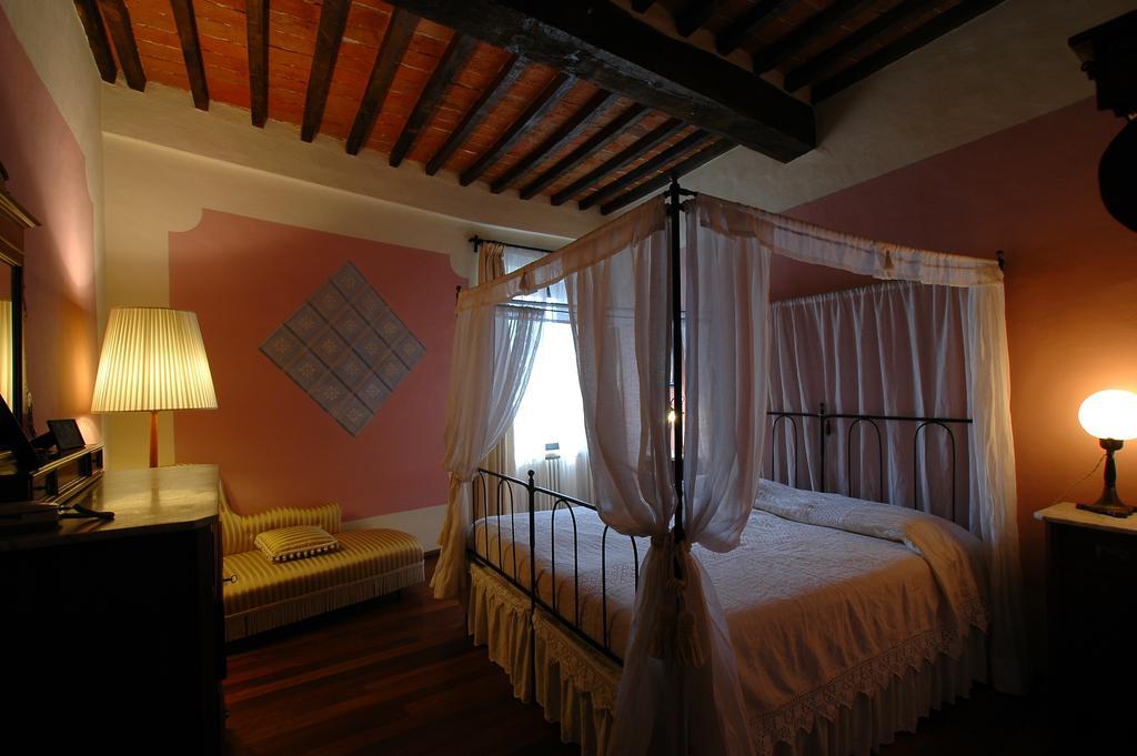 Palazzo Bizzarri Hotel Rapolano Terme Room photo
