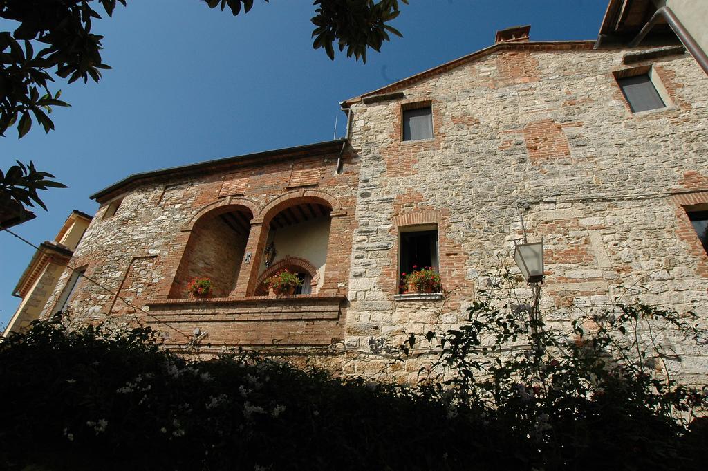 Palazzo Bizzarri Hotel Rapolano Terme Exterior photo